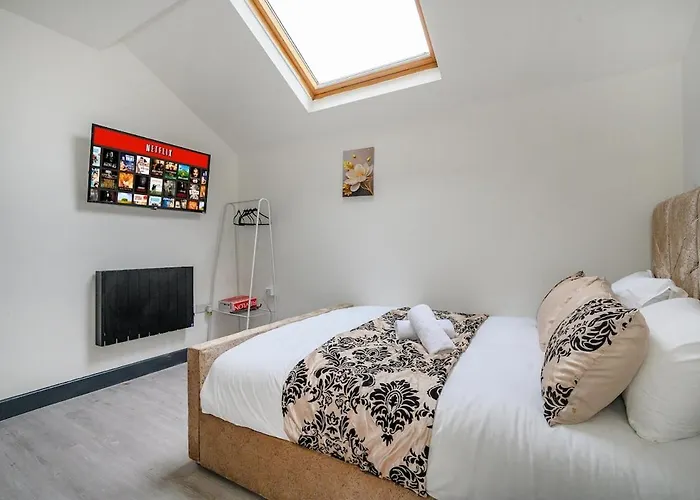 78f8 Spacious & Modern * Μπράντφορντ